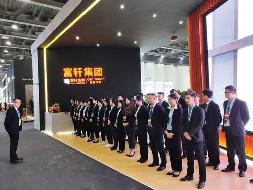 富軒展廳賓客如云，點(diǎn)燃廣州定制家居展！
