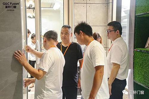 高端門窗新零售模式分享會完美收官，富軒門窗與您一起創(chuàng)富未來！