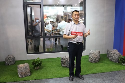 建博會(huì)開幕，富軒全屋門窗耀世綻放