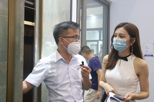 建博會(huì)開幕，富軒全屋門窗耀世綻放