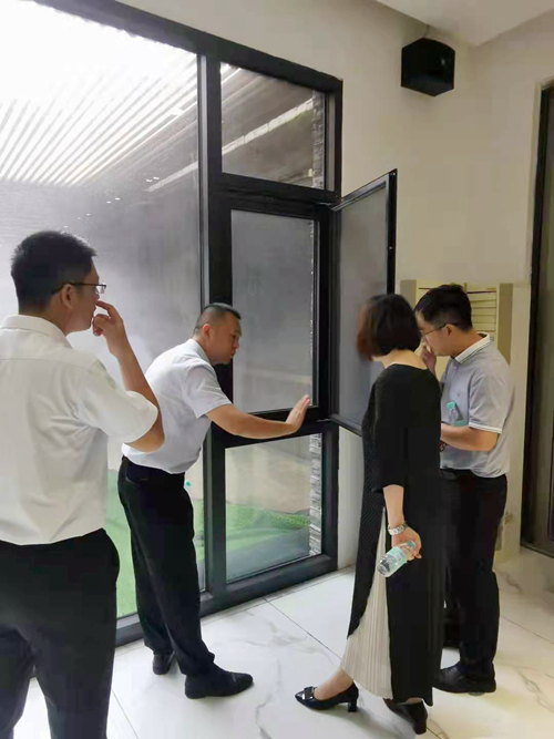 熱烈歡迎山東華建鋁業(yè)集團(tuán)到富軒總部探訪交流！