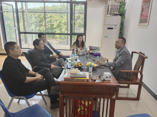 名師到訪富軒全屋門窗，探討行業(yè)態(tài)勢！