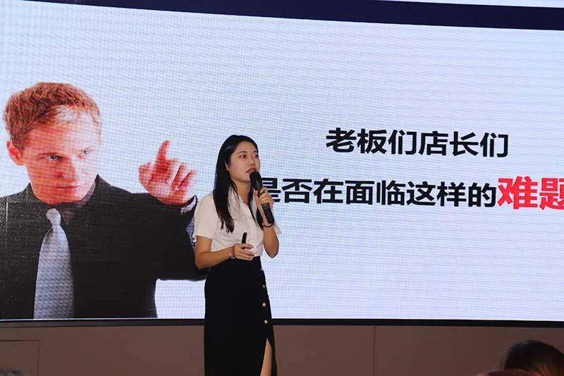 富軒全屋門(mén)窗超級(jí)店長(zhǎng)特訓(xùn)營(yíng)火熱啟航
