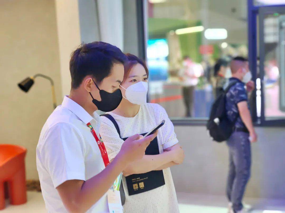 富軒全屋門窗上海建博會DAY2熱力持續(xù)吹響財富集結號 