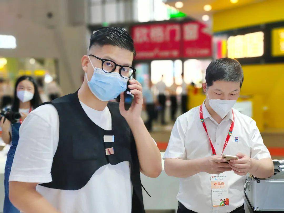 富軒全屋門窗上海建博會DAY2熱力持續(xù)吹響財富集結號 