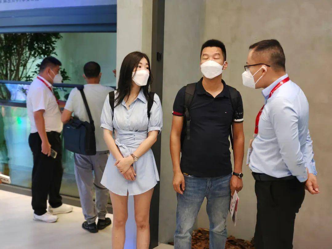 富軒全屋門窗上海建博會DAY2熱力持續(xù)吹響財富集結號 